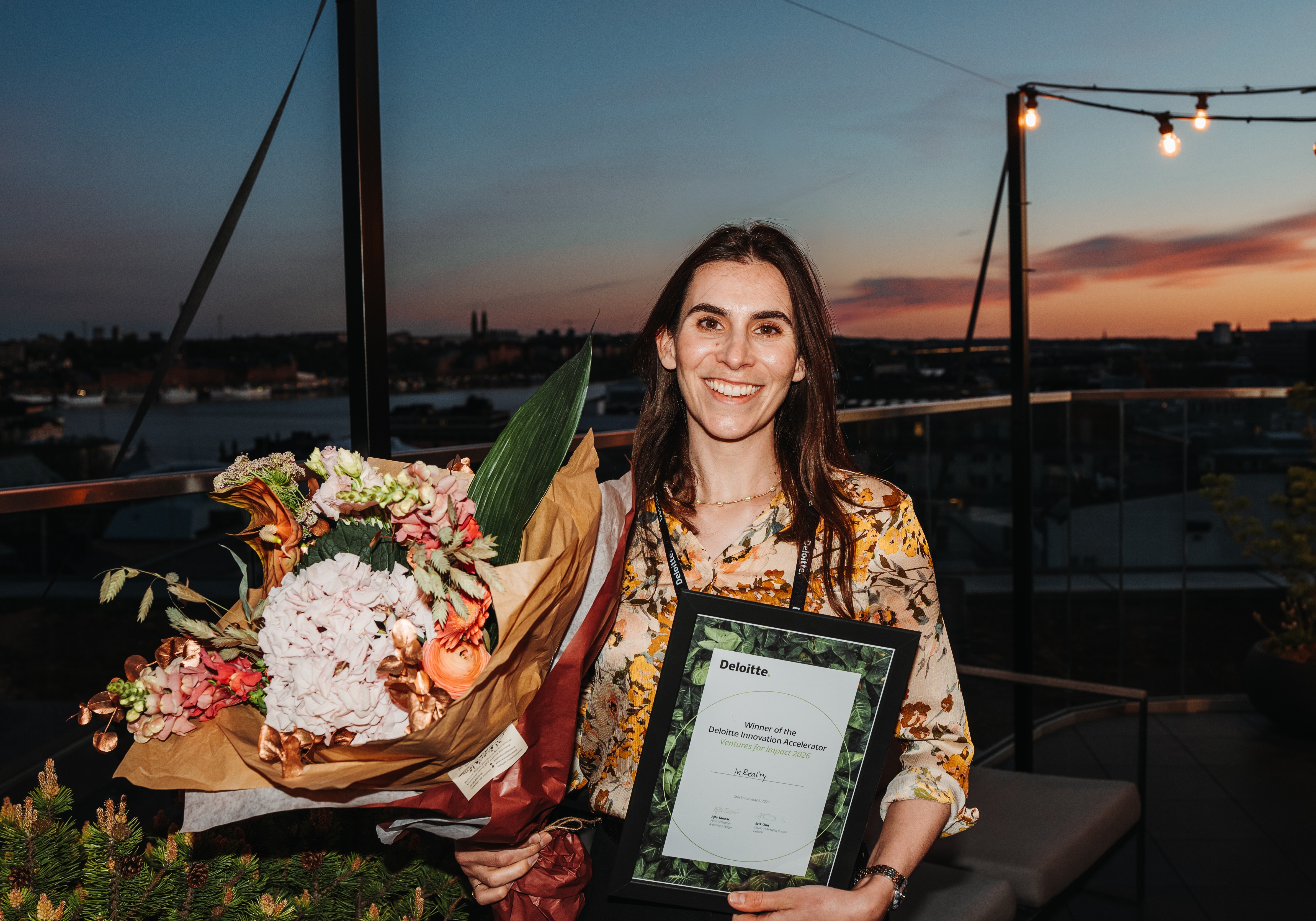  Alicia Scott picking up prize for admittance to Deloitte Innovation Accelerator 2026 in Stockholm